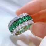 Elegant S925 Sterling Silver Ring with Emerald Zircon