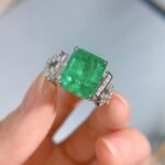 Elegant 925 Sterling Silver Oval-Cut Emerald Ring with Cubic Zirconia Accents